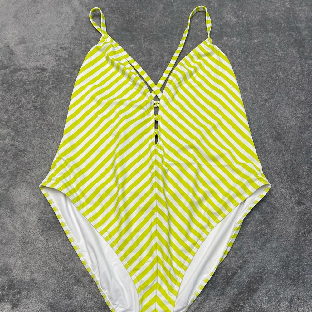 Forever 21 One Piece